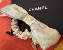 新品未使用　シャネルCHANEL ヘアアクセサリー　リボン付きシュシュ　髪どめのサムネイル