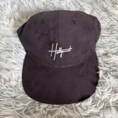 ブラック刺繍ロゴキャップ