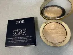 【限定】ディオールスキン フォーエヴァー グロウ ルミナイザー 001