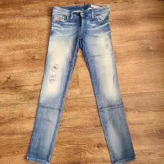 DIESEL スキニーデニム ライトブルー