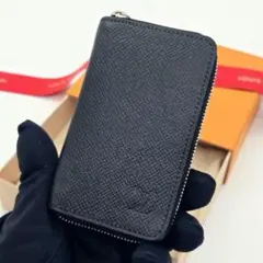 ルイヴィトン タイガ ジッピー コインパース 小銭入れ ブラック 黒