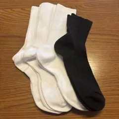 ホワイト・ブラック 4足セット ソックス