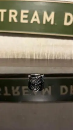 GIVENCHY Spoon ring 14号