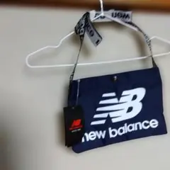 new balance ネイビーサコッシュ
