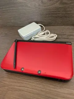ニンテンドー3DSLL　レッド×ブラック　充電　タッチペン