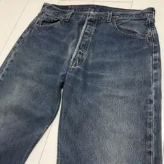ビンテージ古着！2001年12月 アメリカ製 Levi's デニムパンツ 最終期