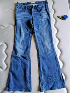 Levi's LADY STYLE ブーツカット デニム ブルー