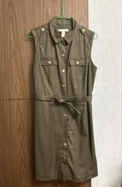 バナナリパブリックのカーキ色　ワンピース