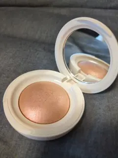 Rare Beauty パウダーチークのサムネイル