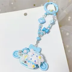 ハンドメイド 青いキャラクター付きストラップ　キーホルダー　バッグチャーム