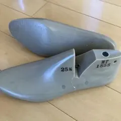 Item thumbnail for item 932f007a-7b20-4da7-95e1-7a6a5c11ad4f