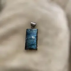 ラブラドライト 長方形 ネックレス