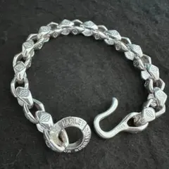 Item thumbnail for item 0f8602be-bbbc-4f1b-8941-eee43840e2b8