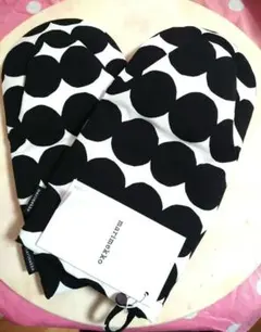 2026年最新】marimekko エプロン・三角巾の人気アイテム - メルカリ