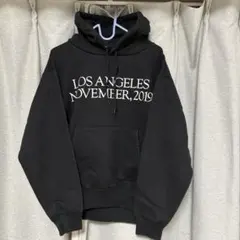 黒のグラフィックパーカー LOS ANGELES November 2019のサムネイル