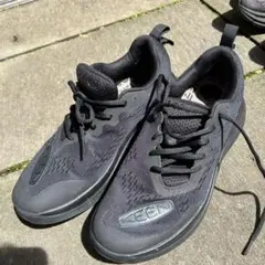KEEN スニーカー ブラック US 9