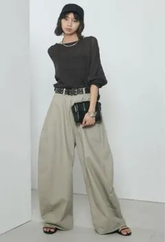 BANANA REPUBLIC バナナリパブリックパフスリーブ スウェットシャツ