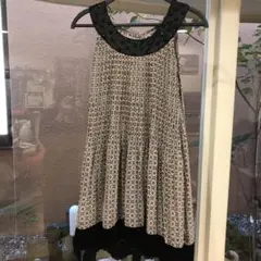 axes femme フラワープリント ノースリーブチュニック