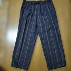 チェックパンツ