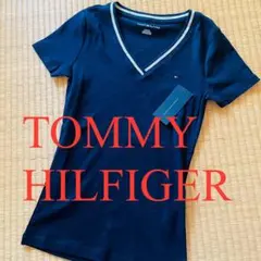 Tommy Hilfiger(トミーヒルフィガー) Vネック　Tシャツ