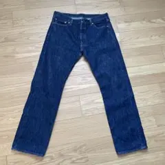 Levi's ダークブルー ストレートデニム