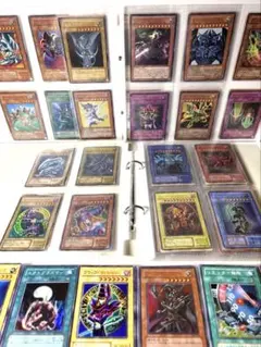 遊戯王OCG デュエルモンスターズ 初期カードまとめ売り　青眼の白龍　真紅眼　他のサムネイル