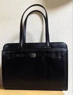 美品vivi fleurs 就活用バッグ ブラック　ビジネスバッグ　レディース