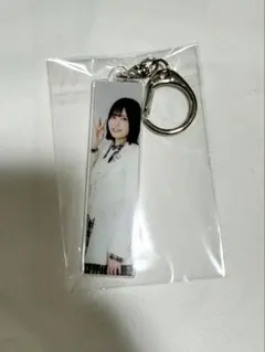 H251： 櫻坂46 的野美青 ローソン50th 缶バッジ キーホルダー - メルカリ