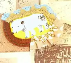 北欧レトロなクマのブローチ★チュール/ビーズ/刺繍★熊★くま