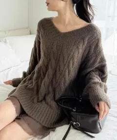 【新品同様】NICE CLAUP ケーブルニットミニワンピ　ブラウンニットワンピ