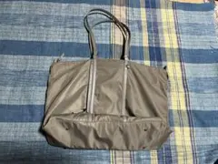 グレー トートバッグ 複数ポケット付き肩掛けにもなる持ち手　値下げします！