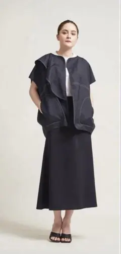 yori マーメイドラインスカート ネイビーのサムネイル