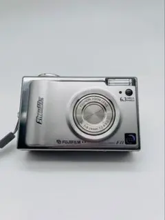 フルセット】FUJIFILM FinePix F11 カード・純正充電器付 - メルカリ