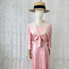 レースセーラー襟 ペイズリー柄 織柄　レトロワンピース　ピンク色　M相当