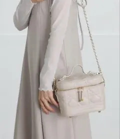 キルティング　バニティバッグ　アイボリー