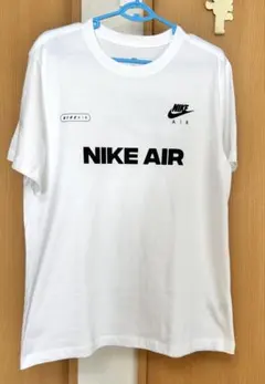 Item thumbnail for item 4dbda99b-7d6f-42fe-88e9-644da123fcb4