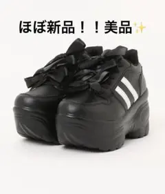 【美品】shoes in closet 厚底リボンスニーカー黒 24.5cmのサムネイル