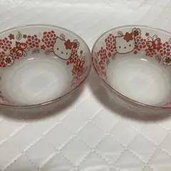ハローキティー　ガラスボール二枚のサムネイル