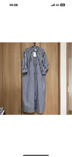 HYKE ストライプ ロングシャツワンピース 02