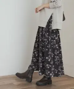 アーバンリサーチ　ベロアフラワープリントスカート