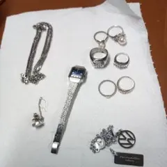 コ*ン様 アクセサリー10個（遺品整理）