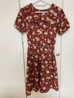 アンレリッシュ　ワンピース　赤　花柄のサムネイル