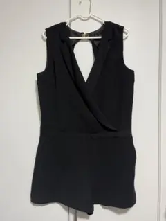 Zara 黒のVネックオールインワン