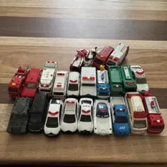 ミニカーセット パトカー 救急車 消防車