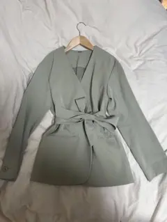 美品♡ミラオーウェン ノーカラージャケット オリーブのサムネイル