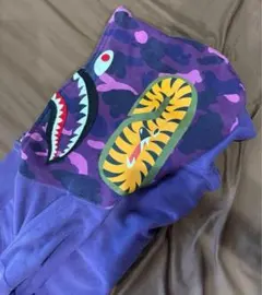 【美品】BAPE 紫色 シャークパーカー M