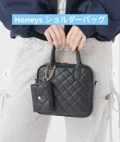 Honeysキルティング ショルダーバッグ ブラック ミニポーチ付きのサムネイル