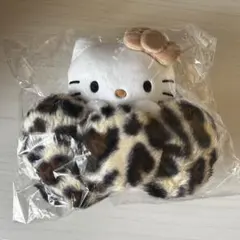 ハローキティ　リボン　チャーム　ヒョウ柄　マスコット　サンリオ　アベイル