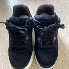 アグスニーカー24.5