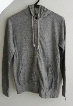 BEAMS フードパーカー